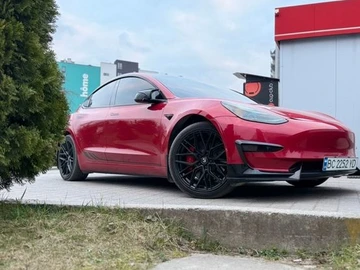 Авто Tesla Model 3 2022 № 8598361