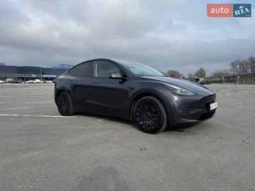 Авто Tesla Model Y 2024 № 8598395