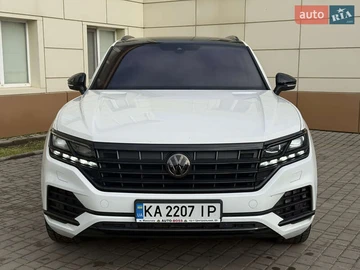 Авто Volkswagen Touareg 2019 № 8598423