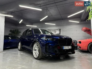 Авто BMW X5 2023 № 8598435