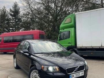 Авто Volvo S40 2005 № 8599000