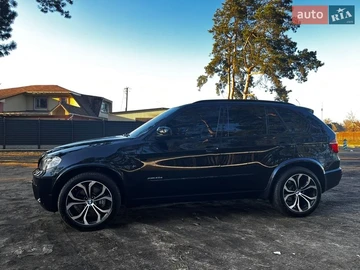 Авто BMW X5 2010 № 8599111