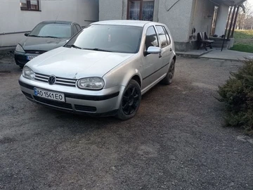 Авто Volkswagen Golf 2001 № 8599207