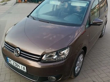 Авто Volkswagen Touran 2015 № 8599244