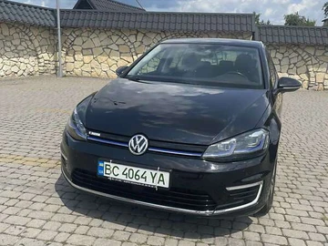 Авто Volkswagen E-Golf 2017 № 8599247