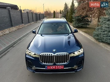 Авто BMW X7 2021 № 8599277