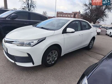 Авто Toyota Corolla 2017 № 8599609