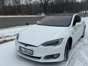 Авто Tesla Model S 2017 № 8599641