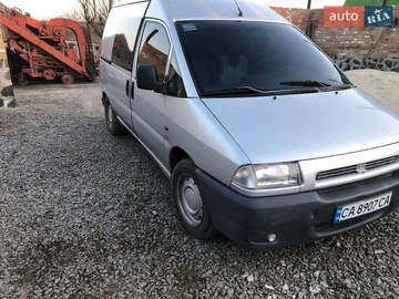 Авто Peugeot Expert 2000 № 8599676