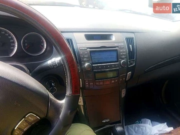 Авто Hyundai Sonata 2009 № 8599716