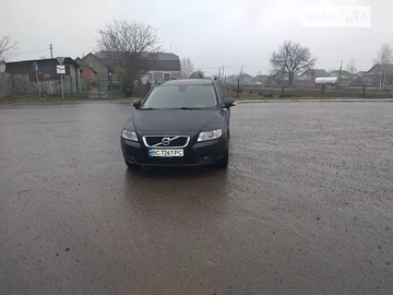 Авто Volvo V50 2011 № 8599744