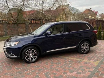 Авто Mitsubishi Outlander 2016 № 8600209