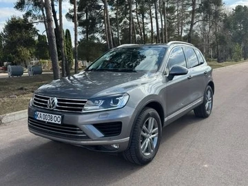 Авто Volkswagen Touareg 2016 № 8600226