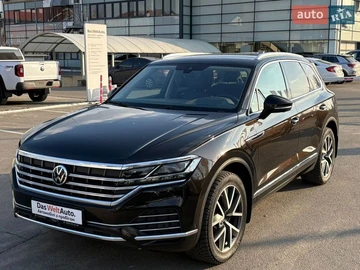 Авто Volkswagen Touareg 2021 № 8600239