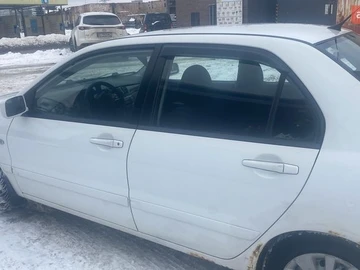Авто Mitsubishi Lancer 2006 № 8600406