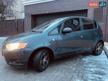 Авто Mitsubishi Colt 2009 № 8600441