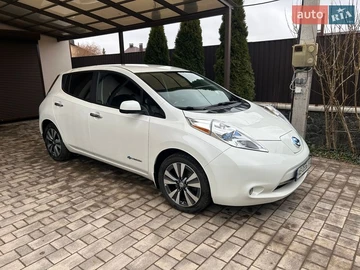 Авто Nissan Leaf 2015 № 8600475