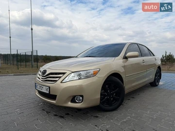 Авто Toyota Camry 2010 № 8600489