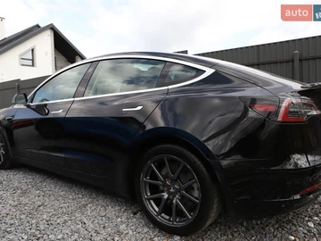 Авто Tesla Model 3 2020 № 8600496