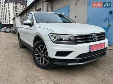 Авто Volkswagen Tiguan 2021 № 8600657