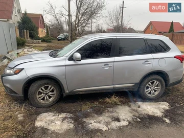 Авто Mitsubishi Outlander 2015 № 8600780