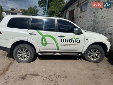 Авто Mitsubishi Pajero Sport 2014 № 8600939