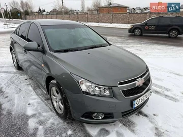Авто Chevrolet Cruze 2010 № 8600959