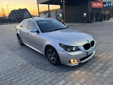 Авто BMW 5 Series 2004 № 8600976