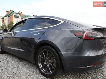 Авто Tesla Model 3 2019 № 8601058