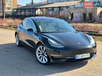 Авто Tesla Model 3 2018 № 8601275