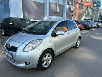 Авто Toyota Yaris 2006 № 8601447