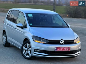 Авто Volkswagen Touran 2018 № 8601726