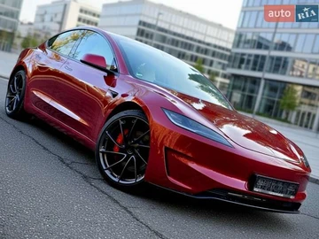 Авто Tesla Model 3 2024 № 8601823