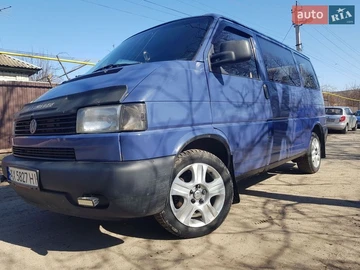 Авто Volkswagen Transporter 2000 № 8602027