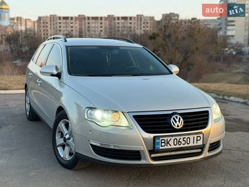 Авто Volkswagen Passat 2009 № 8602064