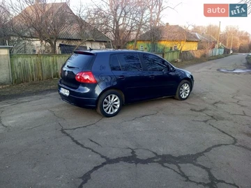Авто Volkswagen Golf 2005 № 8602094