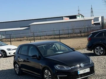 Авто Volkswagen E-Golf 2014 № 8602278
