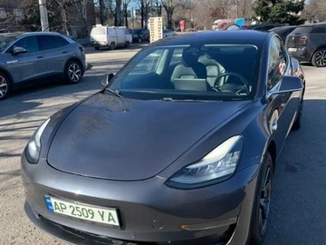 Авто Tesla Model 3 2018 № 8602371