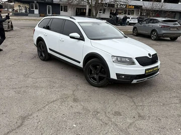 Авто Skoda Octavia Scout 2016 № 8602384