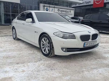 Авто BMW 5 Series 2013 № 8602388