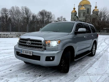 Авто Toyota Sequoia 2015 № 8602615