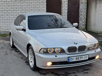 Авто BMW 5 Series 2002 № 8602767
