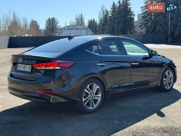 Авто Hyundai Elantra 2016 № 8603124