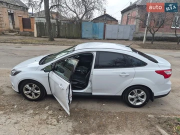 Авто Ford Focus 2013 № 8603755