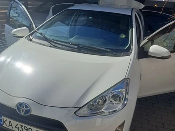 Авто Toyota Aqua 2015 № 8603785