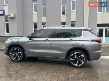 Авто Mitsubishi Outlander 2022 № 8603862
