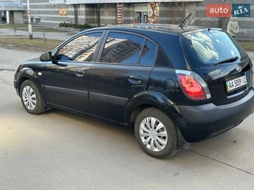 Авто KIA Rio 2007 № 8604035