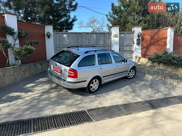 Авто Skoda Octavia 2009 № 8604065