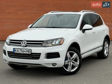 Авто Volkswagen Touareg 2012 № 8604109