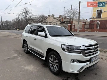 Авто Toyota Land Cruiser 2017 № 8604301